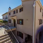 Appartement Fuer 4 Personen Mit Terrasse By Interhome *