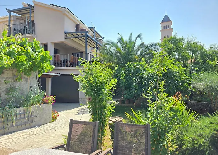 Fuer 4 Personen Mit Terrasse By Interhome קריקווניצה