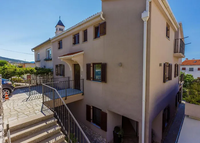 דירה Fuer 4 Personen Mit Terrasse By Interhome *