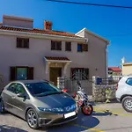 Fuer 4 Personen Mit Terrasse By Interhome קריקווניצה